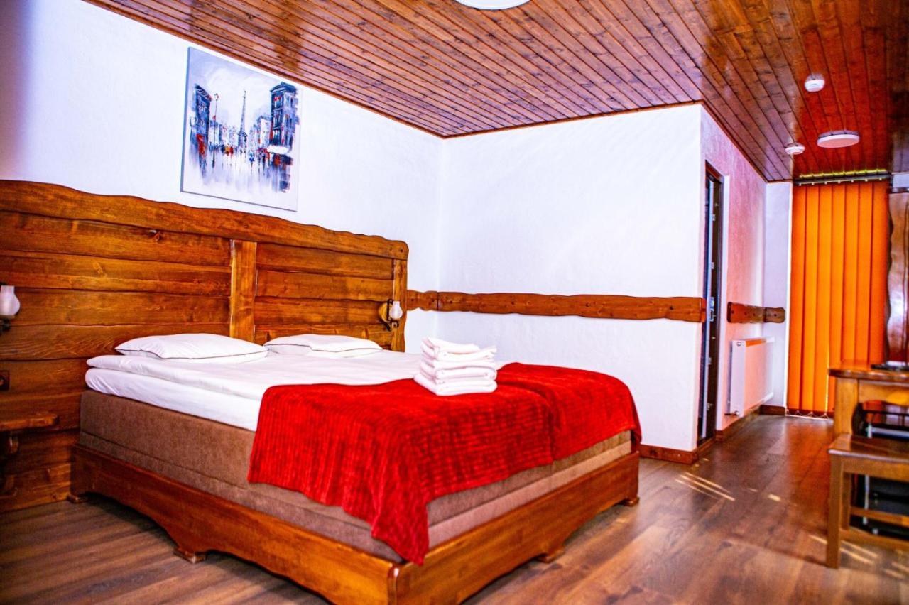 Vila Swe Sar Hotel Curtea de Argeş Eksteriør billede