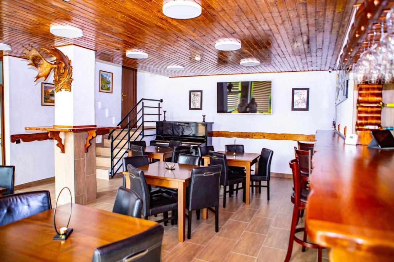 Vila Swe Sar Hotel Curtea de Argeş Eksteriør billede