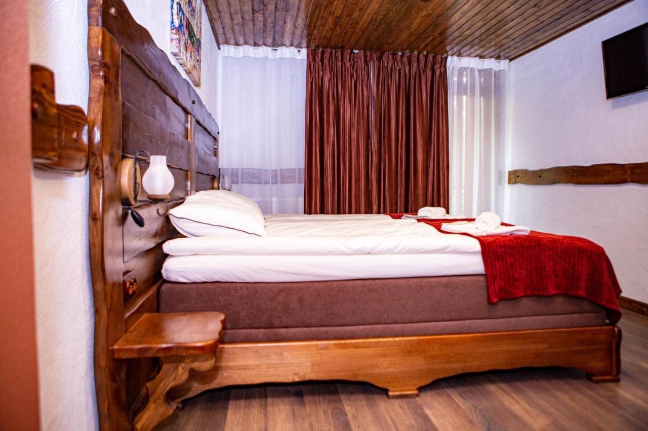 Vila Swe Sar Hotel Curtea de Argeş Eksteriør billede